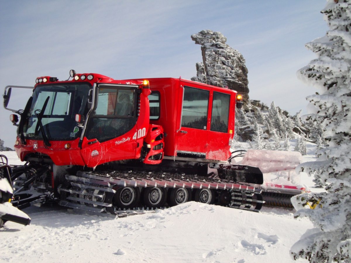 スキー場マニアへの道 雪上車の巻 雪の上で 働くクルマ について詳しくなろう 前編 Steep