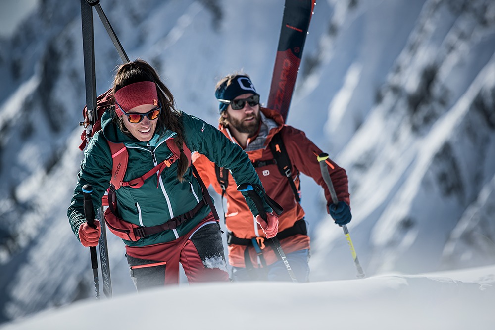 peakperformance スポーツ　スキー　スノボ　ウェア　登山