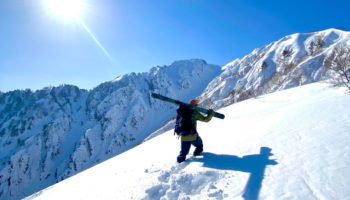 超軽量な滑るためのスキー｜ARMADAのLOCATORに詰め込まれたギミック