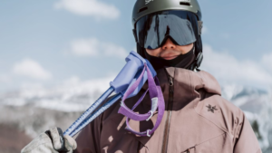 FW MANIFEST 3L｜スマートなシルエットは街も山も似合う | スキー