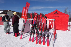 【プラド2022さん専用】ATOMIC S9i REVOSHOCK 160cm 最も売れている、ATOMICのオンピステ系「Redster S9i Revoshock S」を